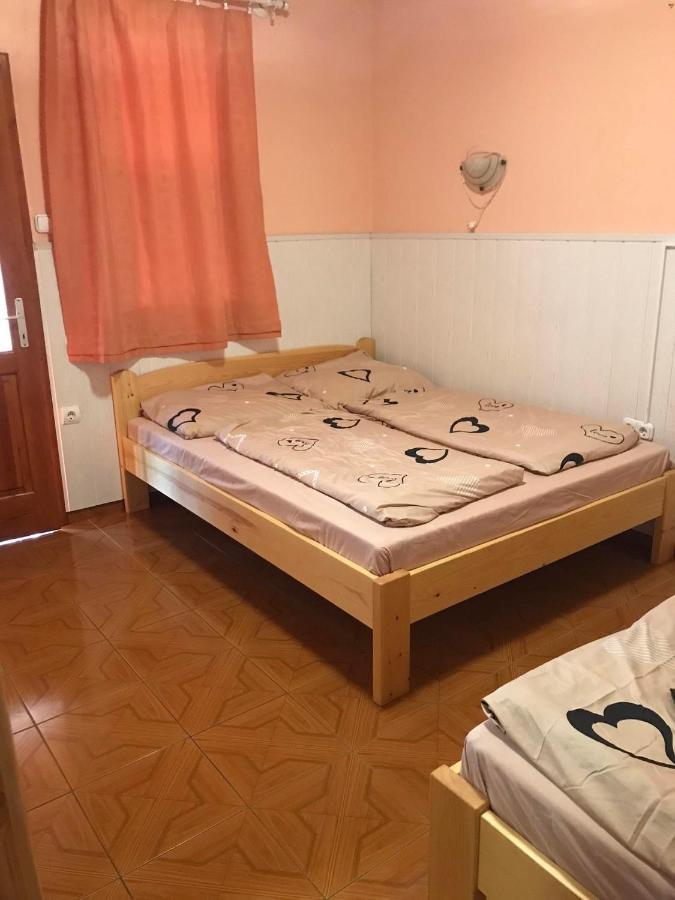 شقة Tahiti Apartman Hajdúszoboszló المظهر الخارجي الصورة