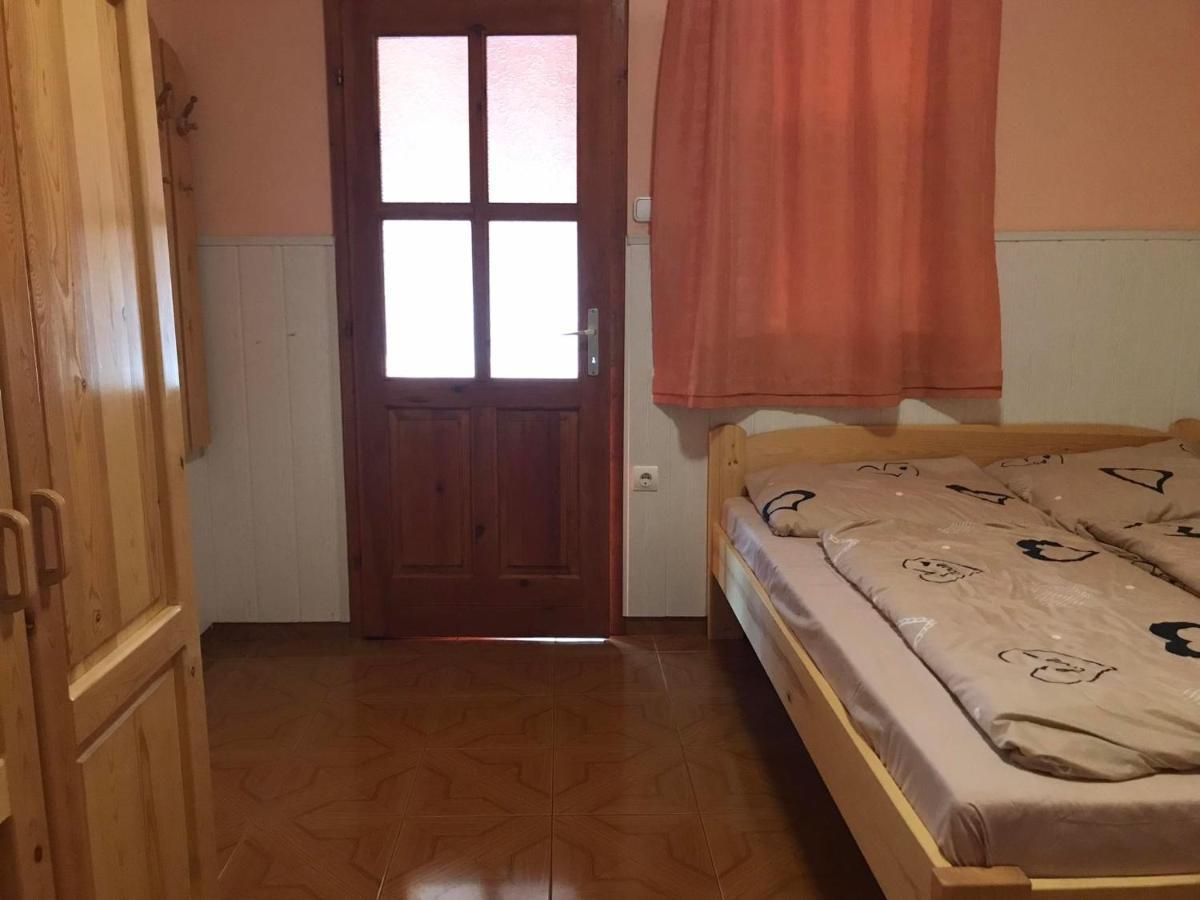 شقة Tahiti Apartman Hajdúszoboszló المظهر الخارجي الصورة