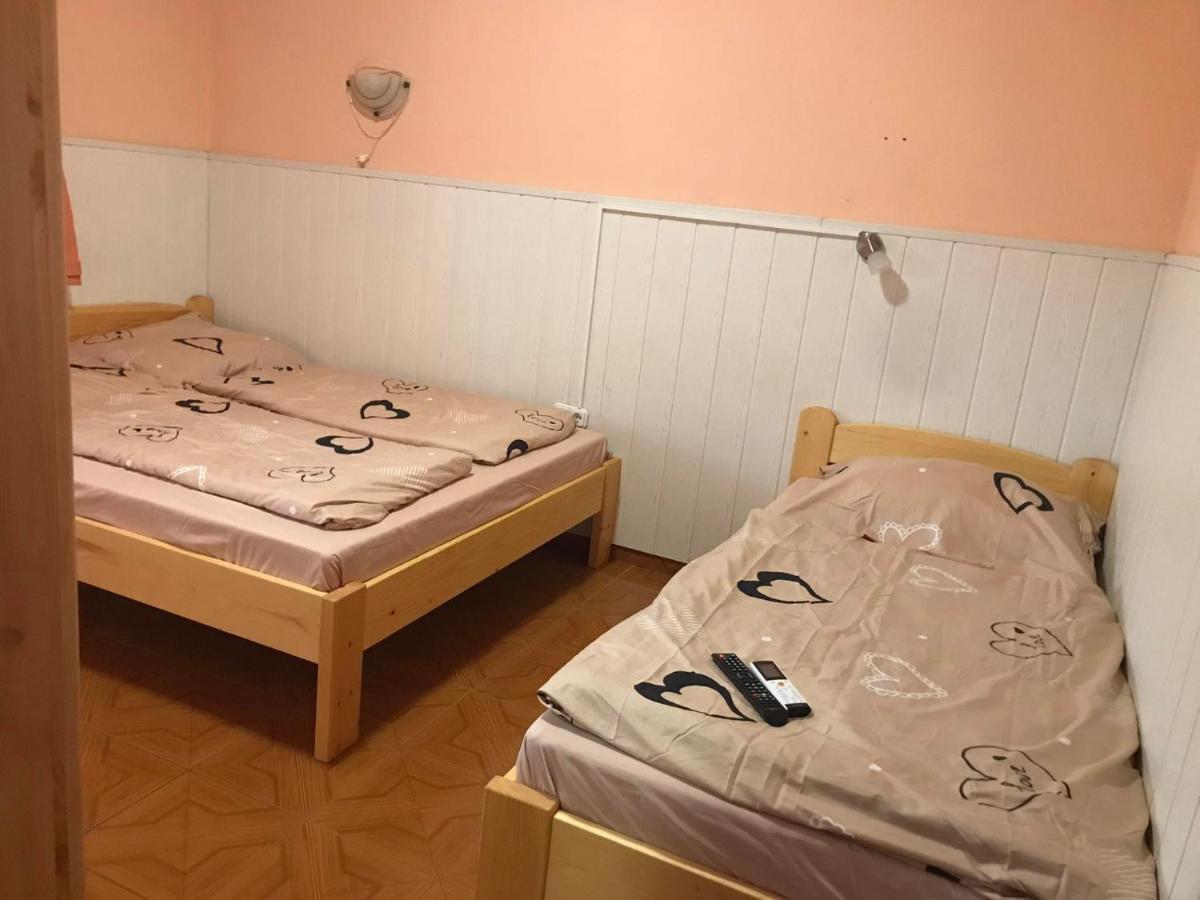 شقة Tahiti Apartman Hajdúszoboszló المظهر الخارجي الصورة