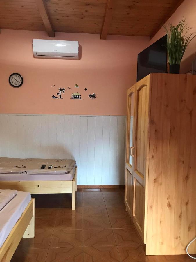شقة Tahiti Apartman Hajdúszoboszló المظهر الخارجي الصورة